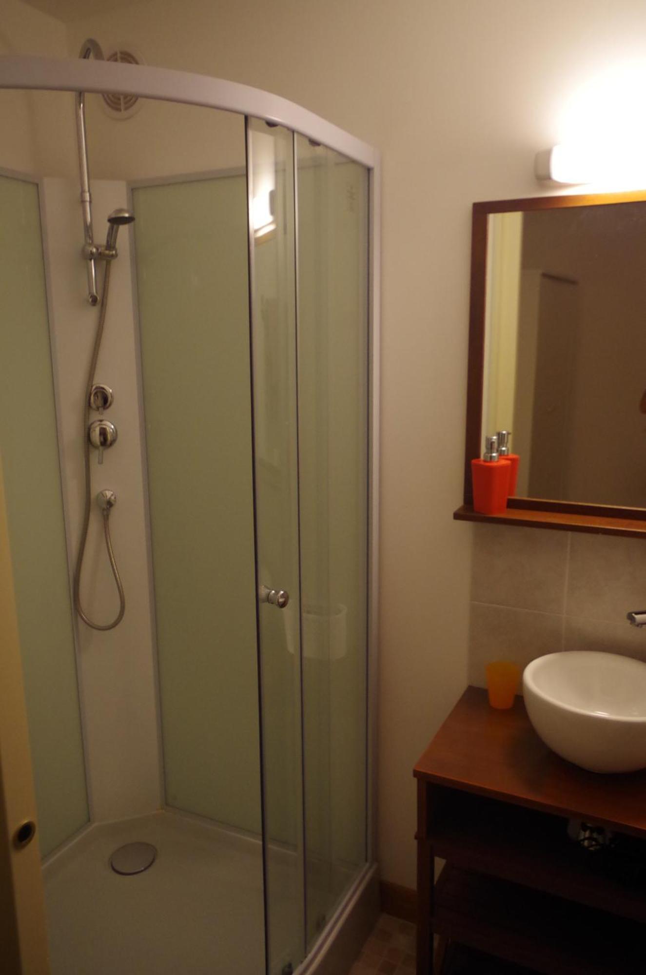 Maison D'Hotes Le Cadran Solaire Courcelles  Room photo