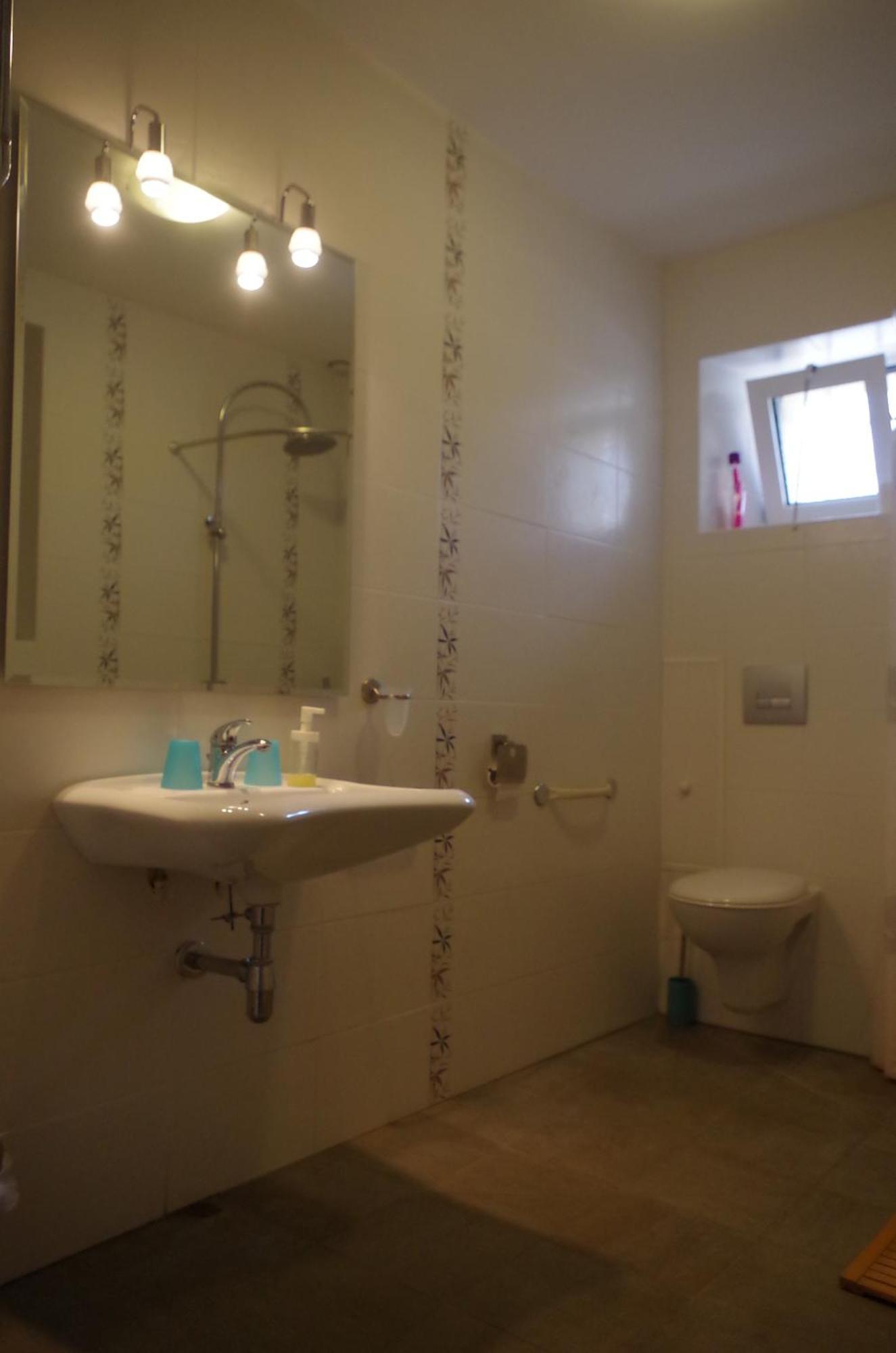 Maison D'Hotes Le Cadran Solaire Courcelles  Room photo